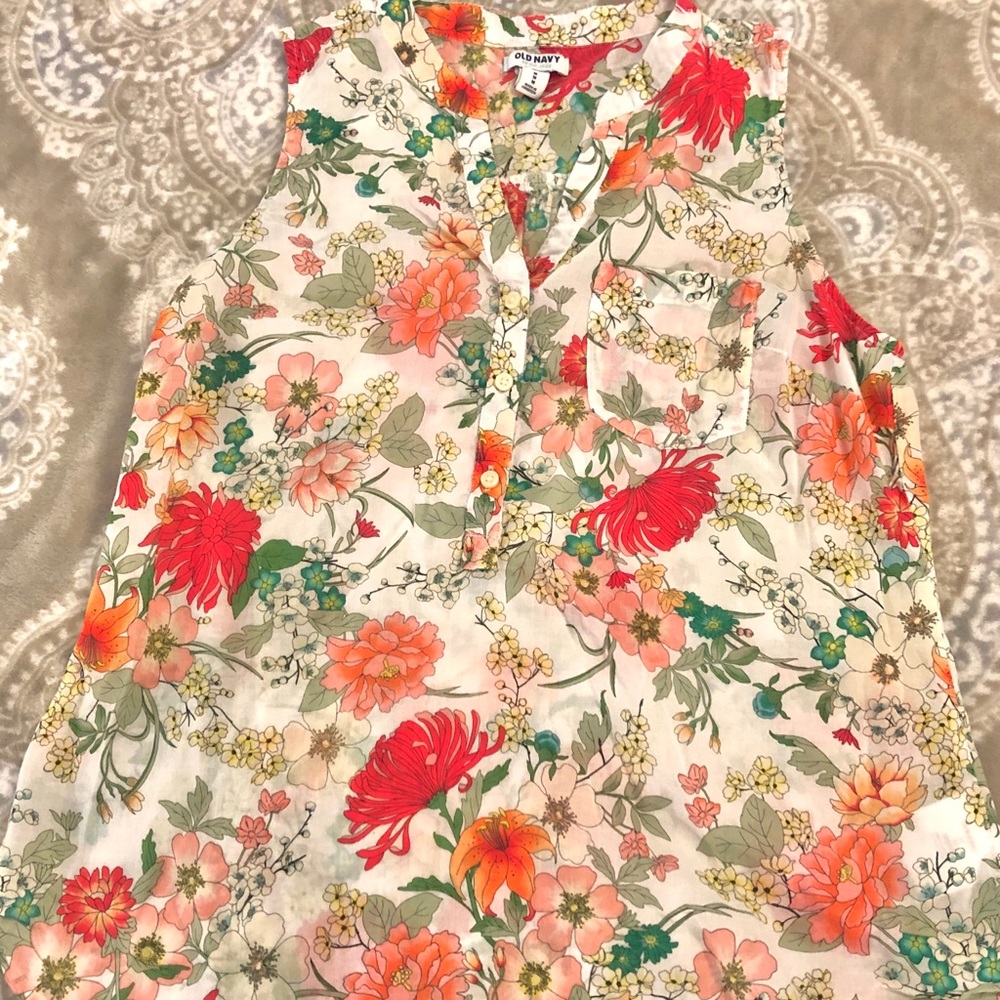 Old Navy sleeveless blouse